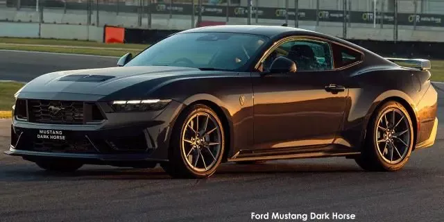 Ford Mustang Dark Horse fastback 2025